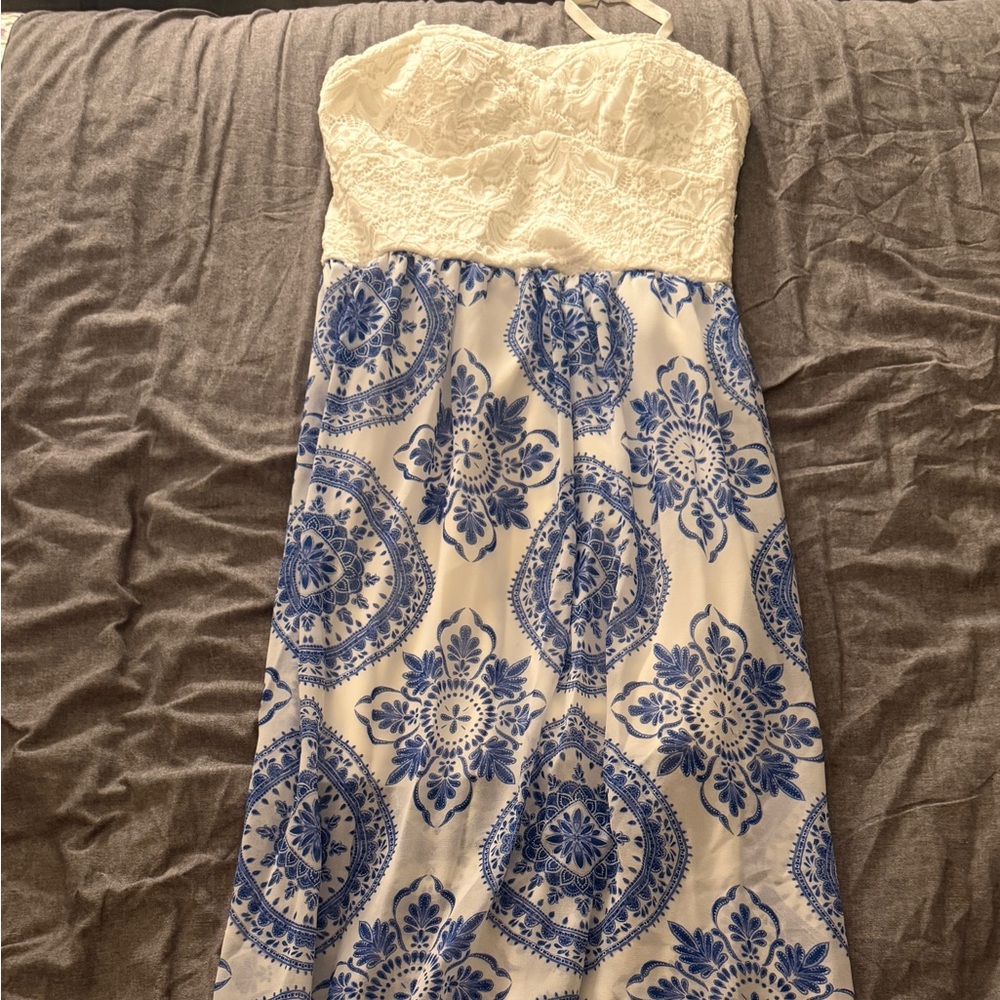 AUW Floral Blue and White Maxi Dress